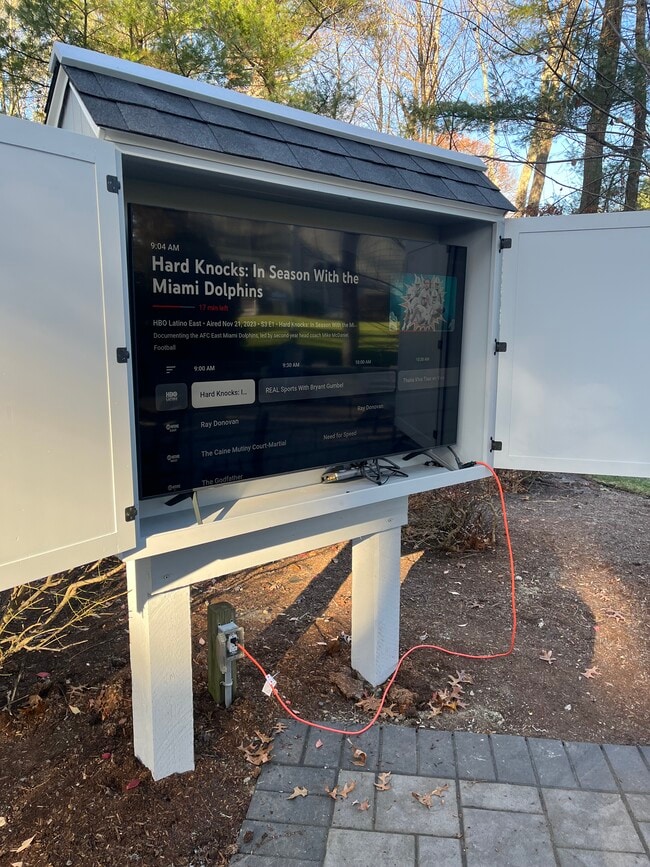 Building Photo - 16 Pelham St