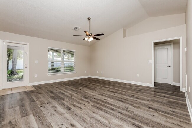 Building Photo - 2214 Angel Fish Loop