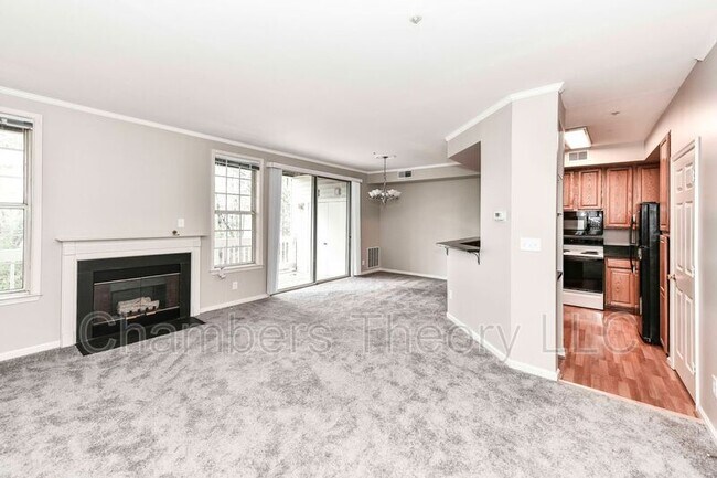 Foto del edificio - 6834 Brindle Heath Way