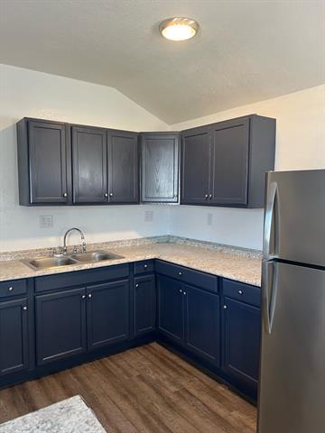 Building Photo - 304 Carson Cir