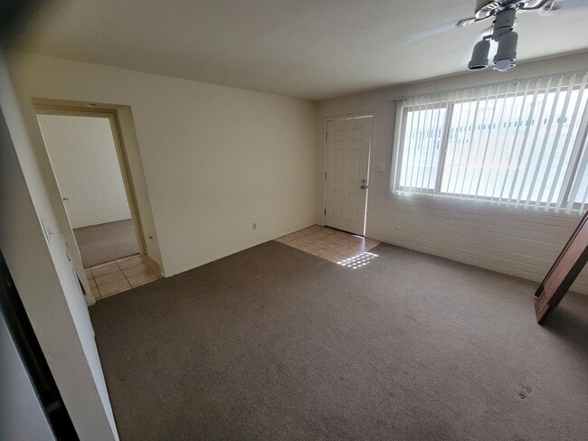 Building Photo - 1805 Bimini Ln