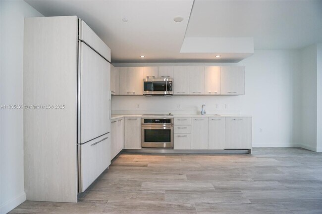Foto del edificio - 55 SW 9th St