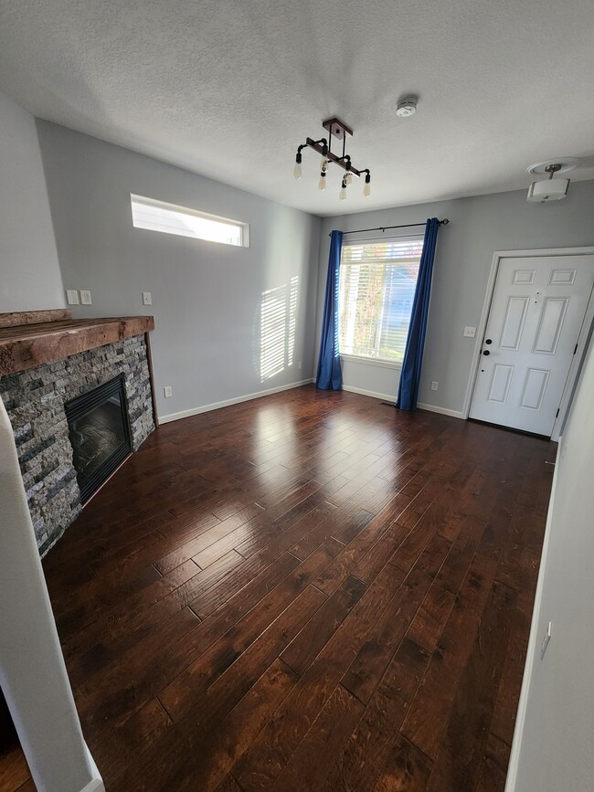 Building Photo - 2718 NW 118th Cir