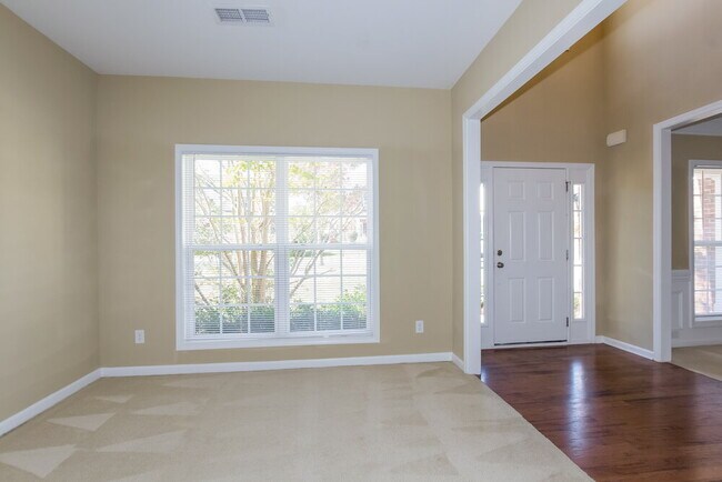 Building Photo - 13829 Mallard Lake Rd