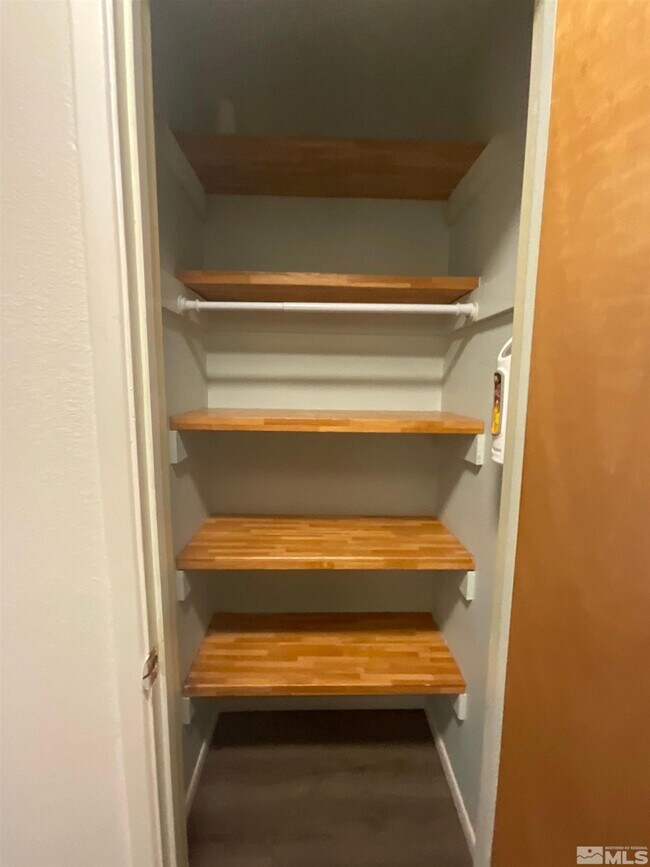 Foto del edificio - 162 Smithridge Park