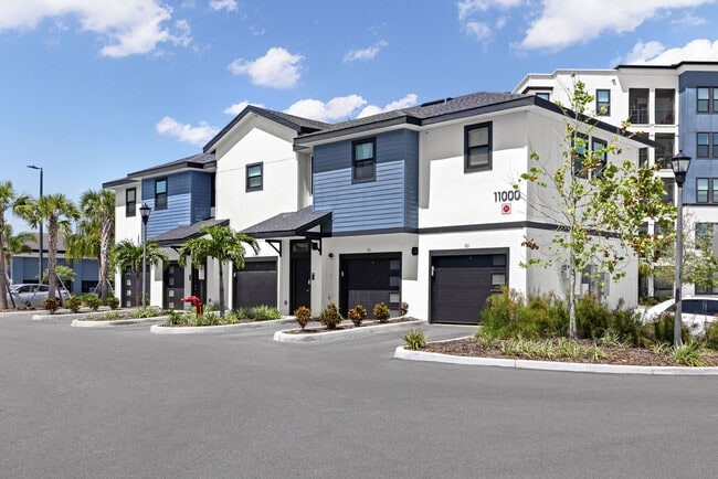 Building Photo - The Pointe on Westshore