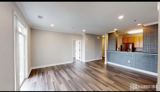 Foto del edificio - 6301 Fernandez Ct
