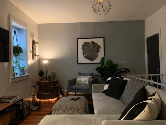 Foto del edificio - 4332-36 Terrace St