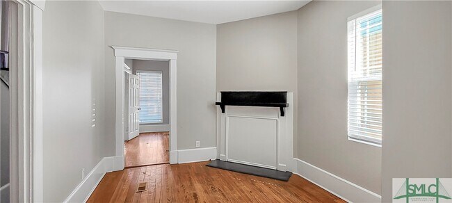 Foto del edificio - 1135 E Gwinnett St