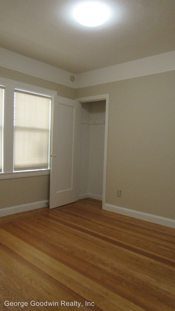 Foto del edificio - 4315-4317 Lincoln Way