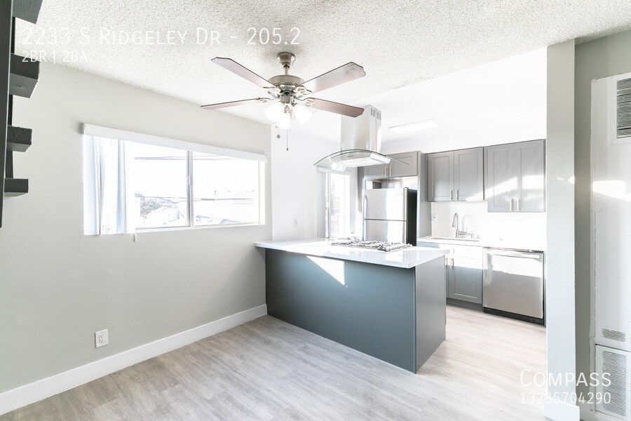 Primary Photo - Updated Mid-Century 2-Bed, 1.5-Bath Townho...