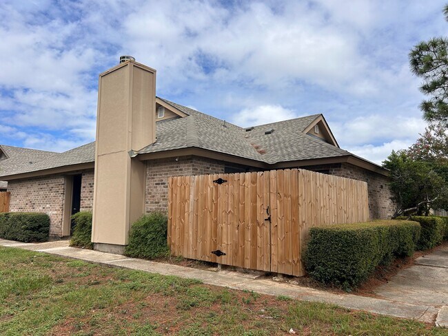 Building Photo - 5152 Blair Ln