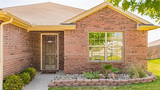 Foto del edificio - 704 Cedar Cove Dr