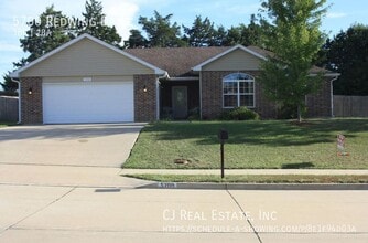 Building Photo - 5700 Redwing Dr