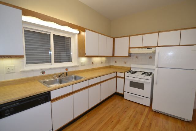 Foto principal - 1454 W School St