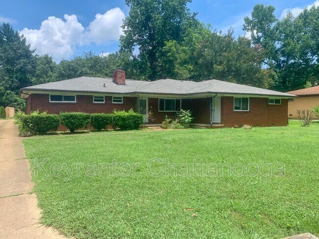 Photo - 911 Altamont Rd House