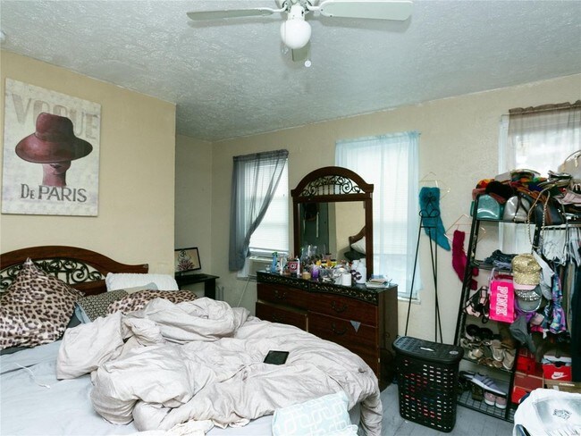 Foto del edificio - 2843 Miami St