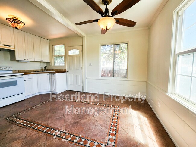 Foto del edificio - 4103 Lamont St
