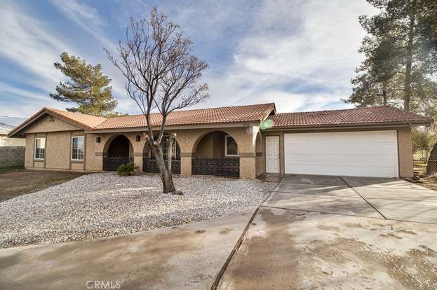 Foto principal - 17433 Sultana St