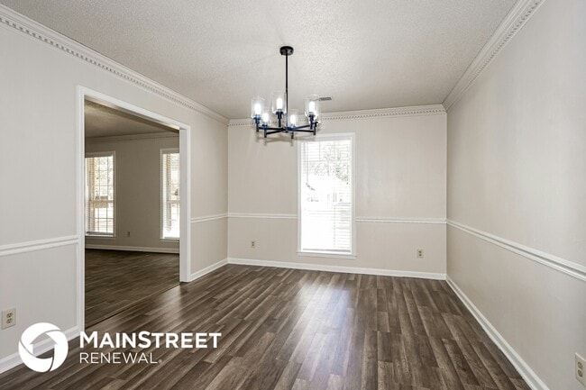 Building Photo - 2947 Pangbourne Cove