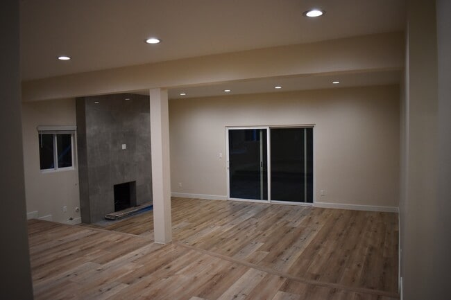 Building Photo - 18343 San Jose St