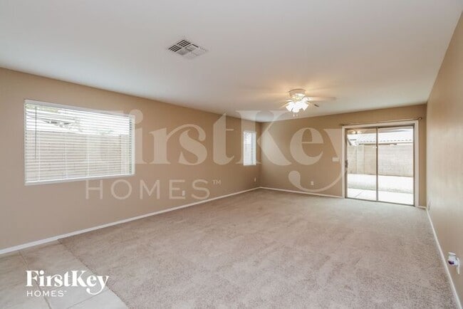 Building Photo - 1671 Maddison Cir
