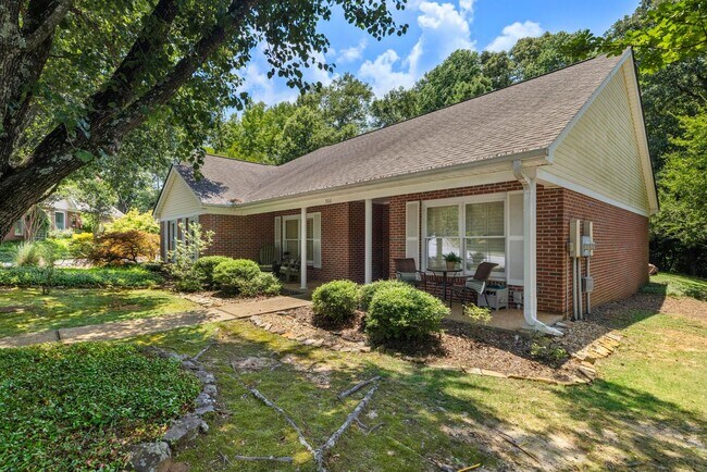 Foto del edificio - 2 Bedroom 2 Bath duplex in Auburn Now Available!