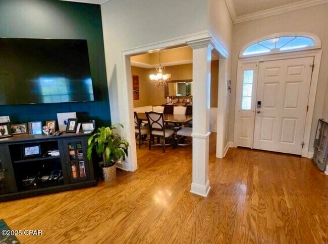 Foto del edificio - 2406 Dragonfly Ln