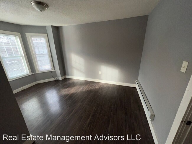 Building Photo - 3 br, 1 bath House - 445 North 51st Street
