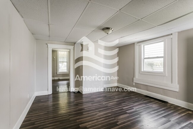 Building Photo - 305 Johnson St