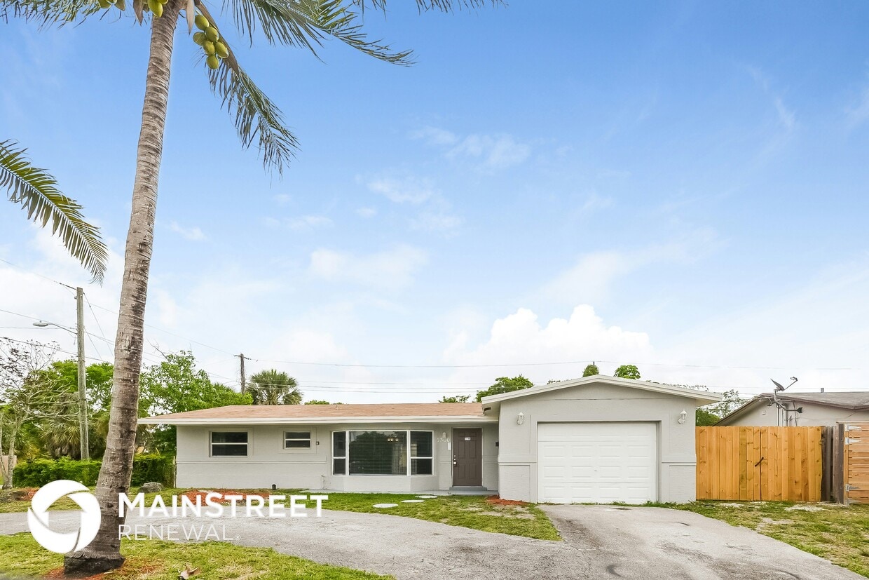 Foto principal - 2360 NW 60th Ave