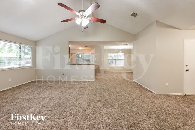 Building Photo - 5510 Stone Creek Dr