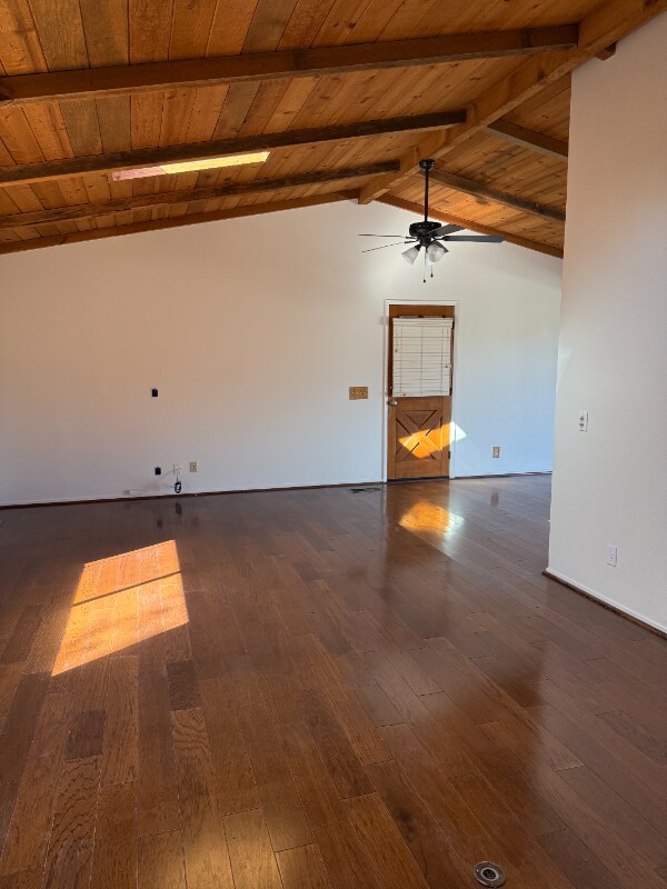 Foto del edificio - 46473 Eastwood Dr N