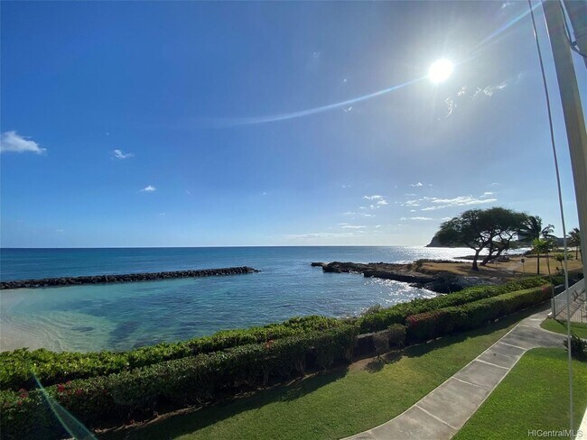 Foto del edificio - 85-175-175 Farrington Hwy