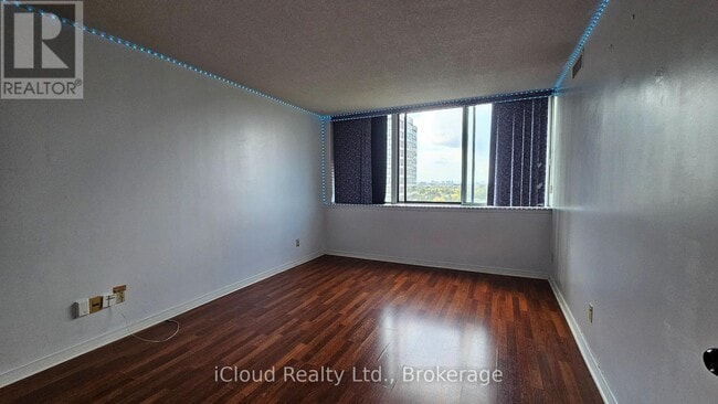 Building Photo - 80 Alton Towers Cir
