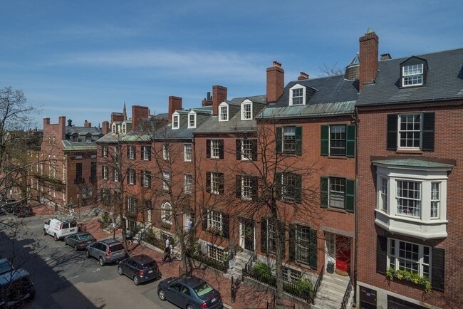 Building Photo - 50 Chestnut St