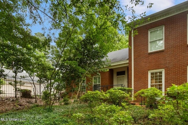 Photo - 246 Eastbrooke St Townhome