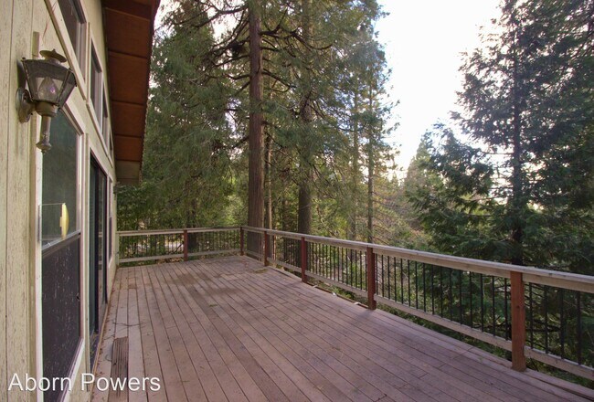 Building Photo - 3 br, 2.5 bath House - 5020 Agate Ct