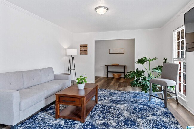 Foto del edificio - 604 Kirkwood Dr