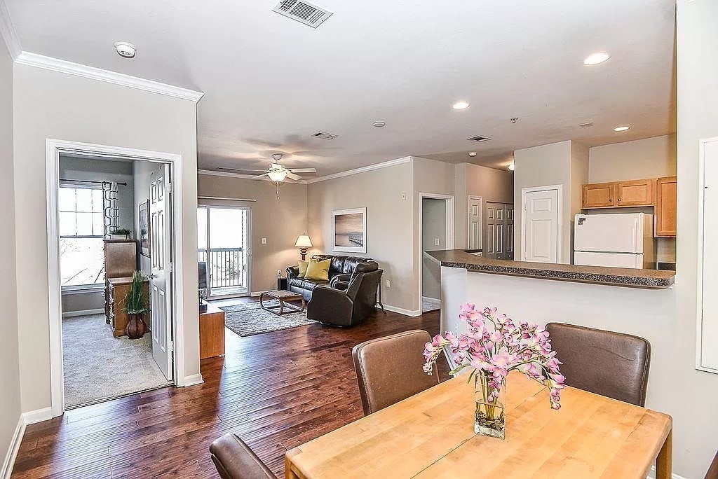5126 Brittney Elyse Cir Unit M, Centreville, VA 20120 Condo for Rent in Centreville, VA