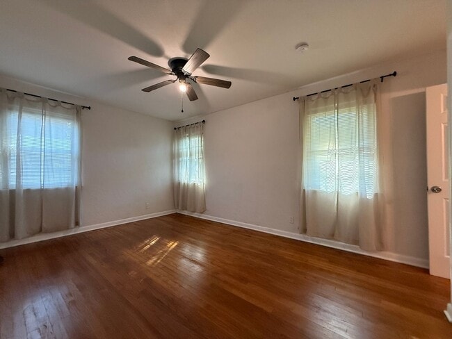 Building Photo - Charming 3-bedroom, 2-bathroom home