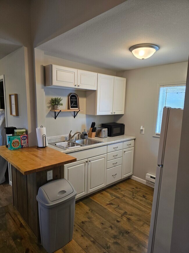 Foto del edificio - 310.5 Cottage Ct