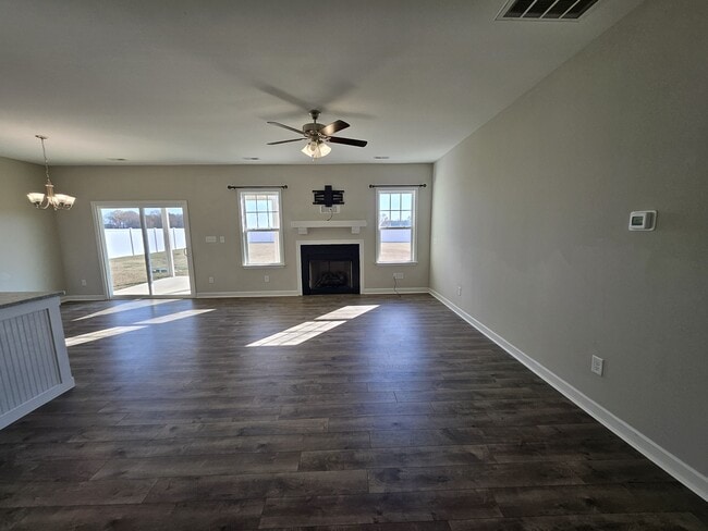 Building Photo - 202 Mutton Dr