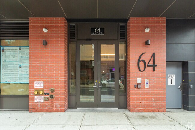 Building Photo - 64 Scholes St