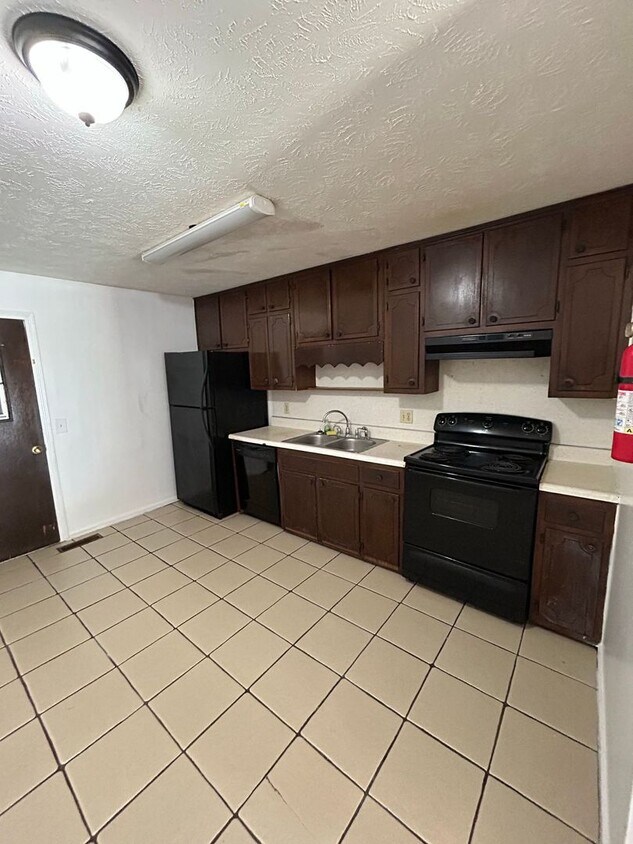 Building Photo - Perfectly Located Carrollton City Duplex!