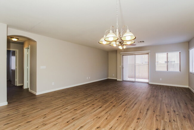 Building Photo - 8419 W Veliana Way