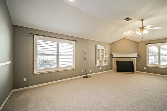 Foto del edificio - 10314 Friars Hill