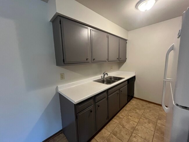 Building Photo - 207 Williamsburg Dr