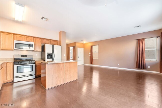 Foto del edificio - 9412 Plover Falls Ave