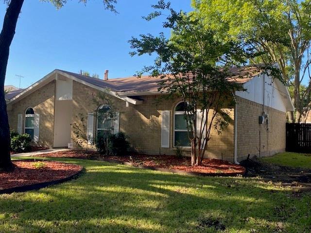 Building Photo - 1505 Hayfield Dr